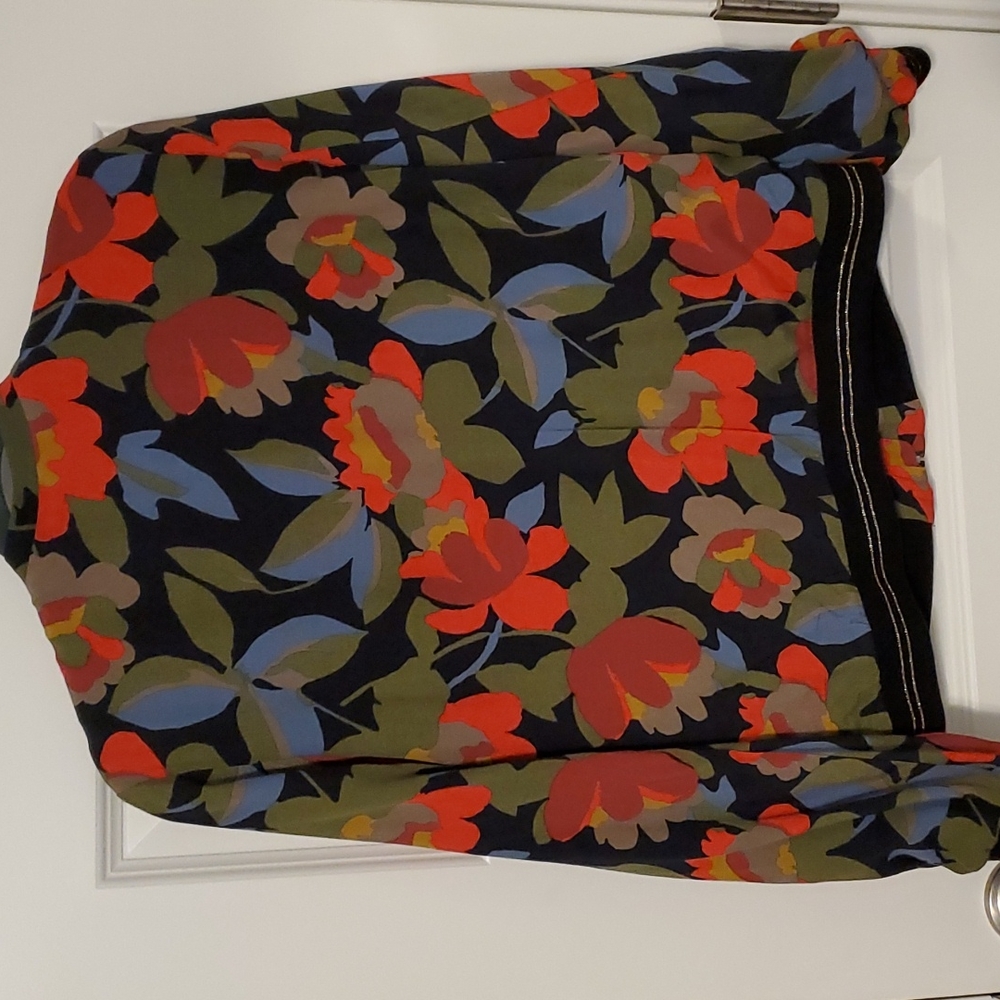 Floral jacket - Picture 2 of 3